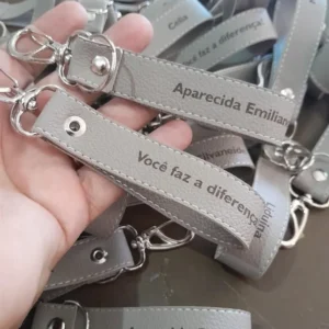 Chaveiro couro sintético personalizados