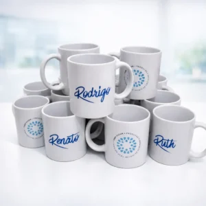 caneca de porcelana branca